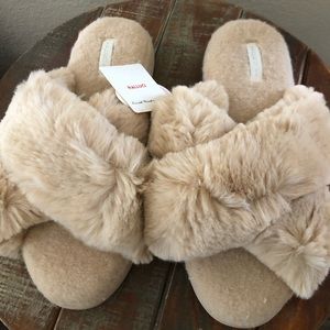 Halluci Cross-band Slippers